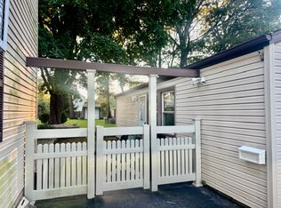 (Undisclosed Address), Ronkonkoma, NY 11779