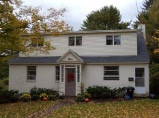 7 Walnut St #3, Cooperstown, NY 13326