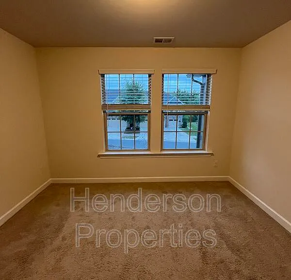 9254 Glenburn Ln — Photo 14