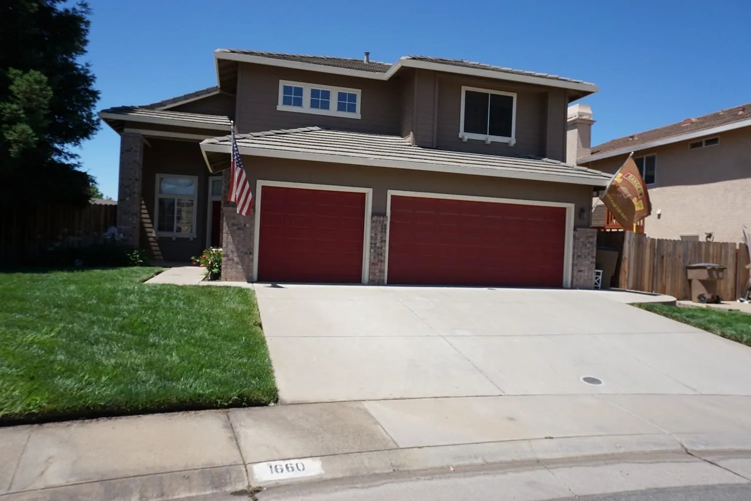 1660 Jasmine Way photo 1