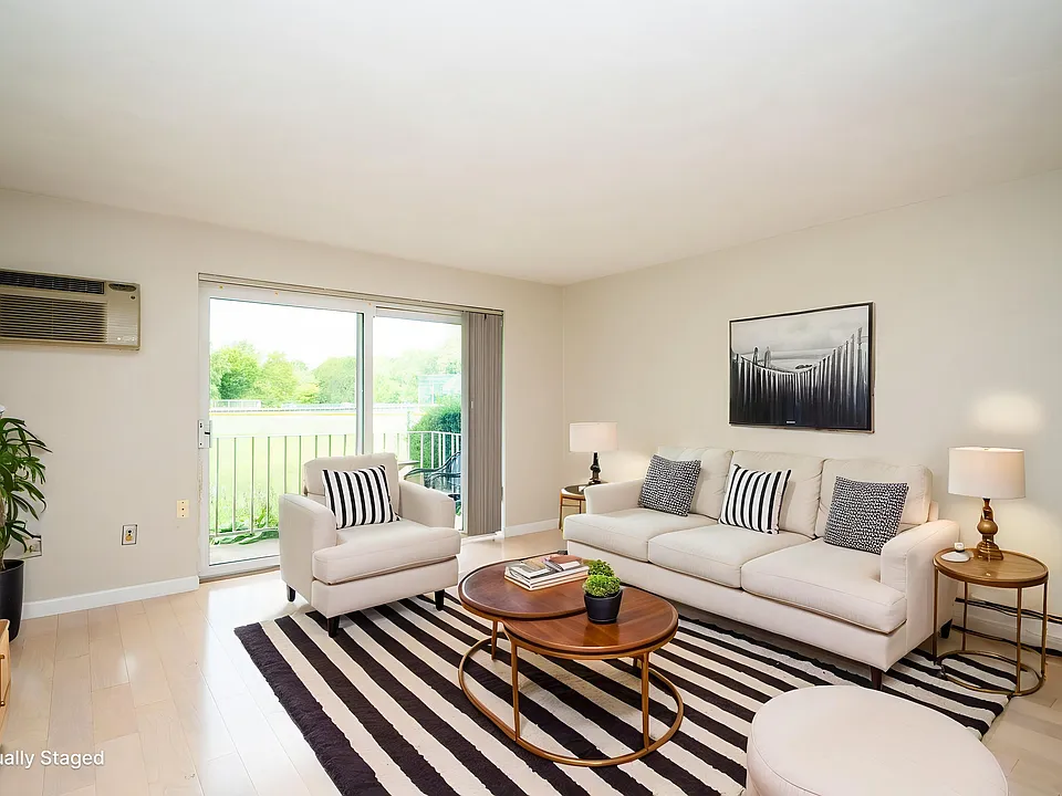 34 Hamilton Rd #110