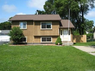 3840 Cone Ave, Rochester Hills, MI 48309