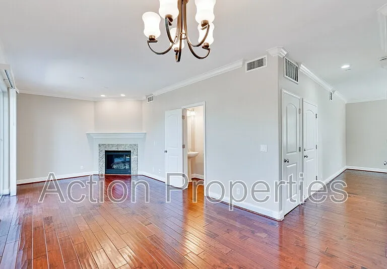 241 Granada Park Cir — Photo 7
