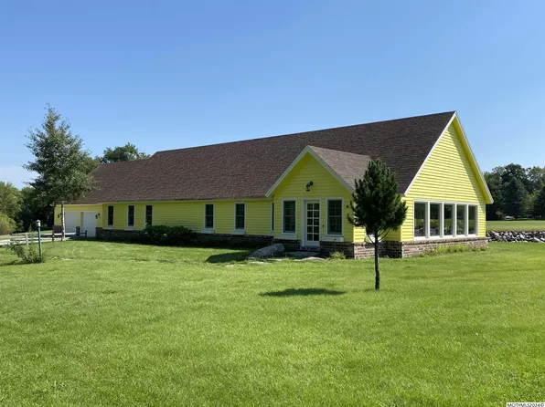 4999 S Shore Dr, Clear Lake, IA 50428