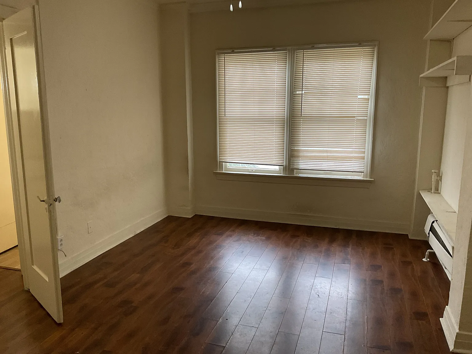 Studio, 675 sqft, $1,349 — Photo 4