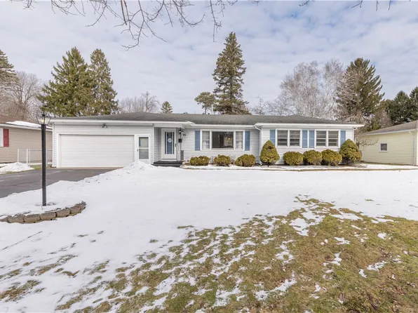 35 Loderdale Rd, Rochester, NY 14624
