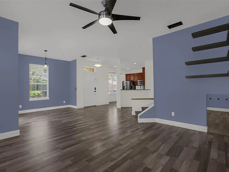 740 Ashworth Overlook Dr #B — Photo 9