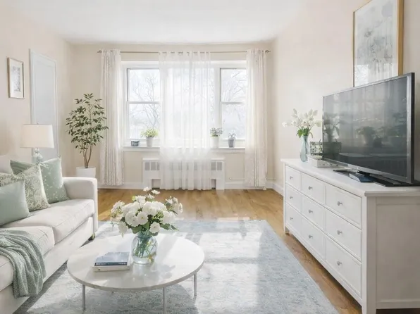 15033 Jewel Avenue #303B, Flushing, NY 11367