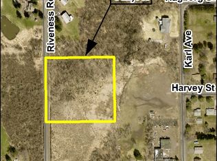 Riveness Rd, Duluth, MN 55811