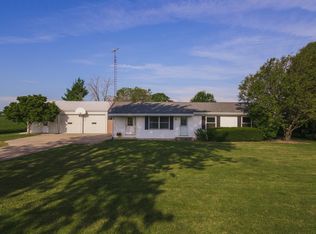 11977 N 1300 East Rd, Pontiac, IL 61764