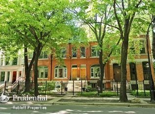 1526 W Jackson Blvd #1, Chicago, IL 60607