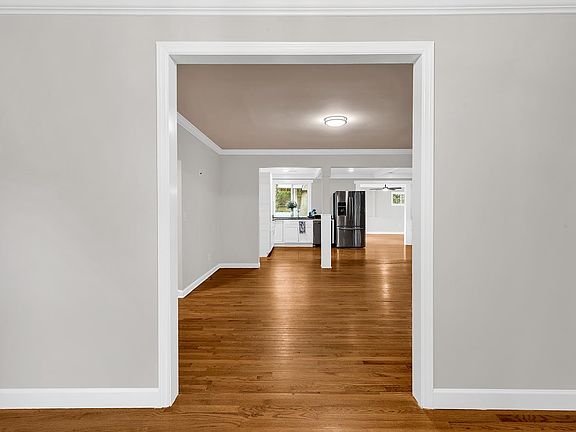 3rd image of 753 Mount Gilead Rd.