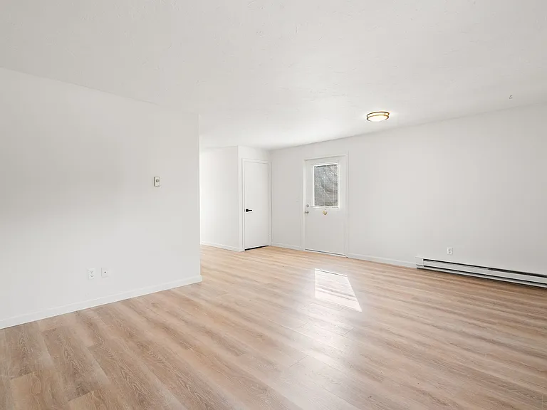 180 Main St #2110 — Photo 12