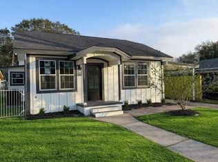 3924 7th St, Port Arthur, TX 77642