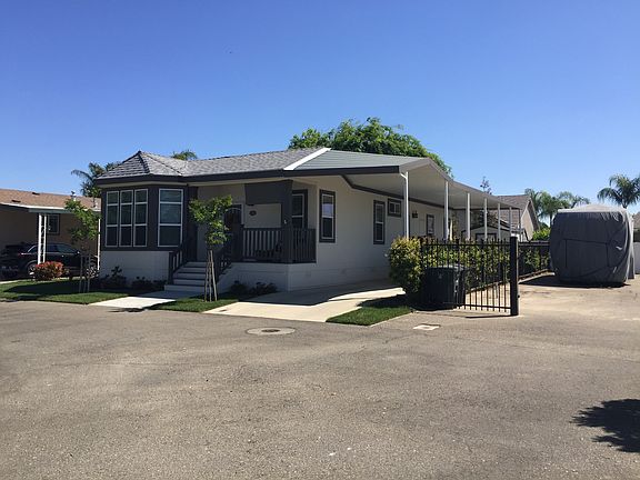 4th image of 1610 Queen Way #7