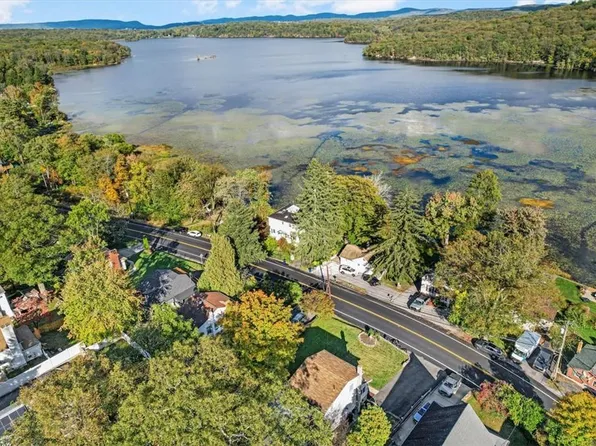 81 W Mombasha Road, Monroe, NY 10950