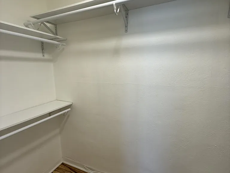 2423 Pine St #1 — Photo 18