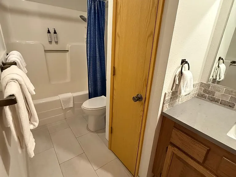 17066 Cooper Dr — Photo 17