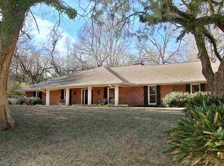 348 W Main St, Raymond, MS 39154