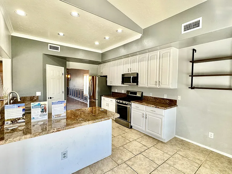 12768 N Lantern Way — Photo 7