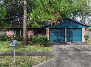 2408 Goodrich St, Pearland, TX 77581