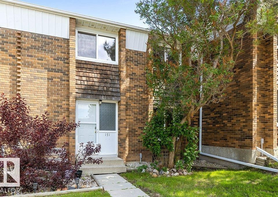 1st image of 171 Ridgewood Ter