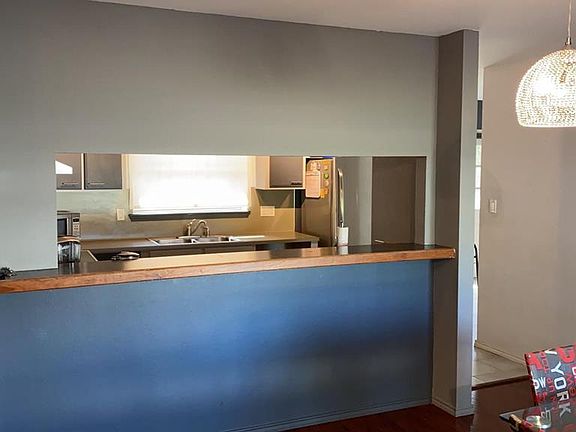 5th image of 5052 Lakeway Dr
