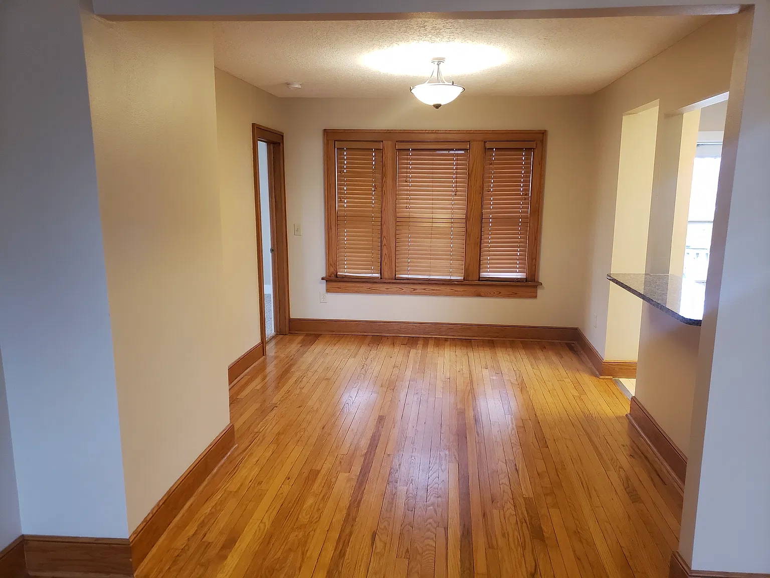 2 bed, $1,425 — Photo 4