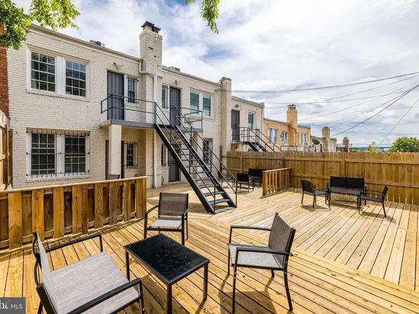 916 19th St NE, Washington, DC 20002