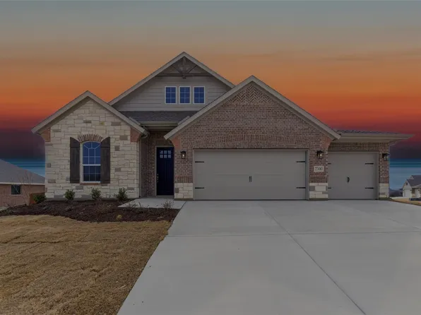 2300 Shamrock Ln, Weatherford, TX 76087