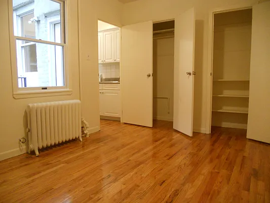 Rented by JMK Realty | media 16