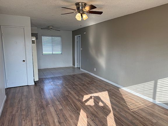 4th image of 4322 W Dorothea Ave