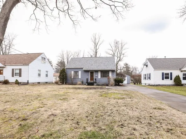 536 N Freedom St, Ravenna, OH 44266