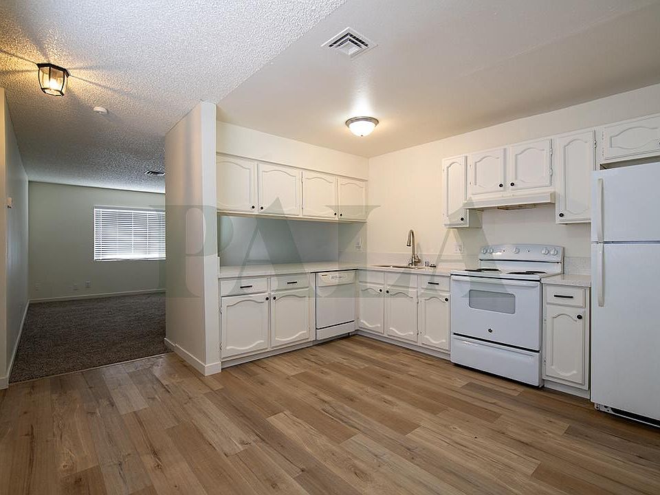 1st image of 5196 Gray Ln #C