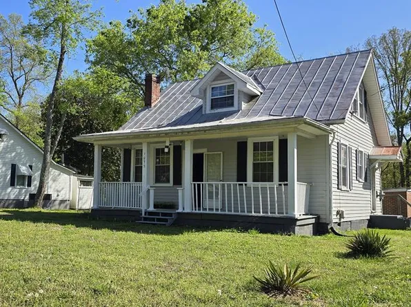 1075 Ferry Rd, Danville, VA 24541