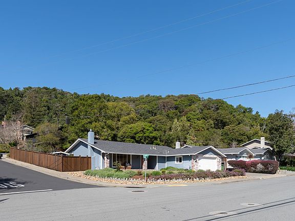 3rd image of 255 Knight Drive