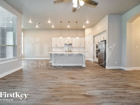 5th image of 1609 San Donato Lane McLendon