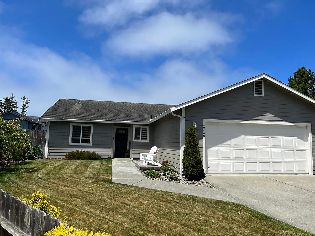 Building Photo - 2380 Bongio Ct