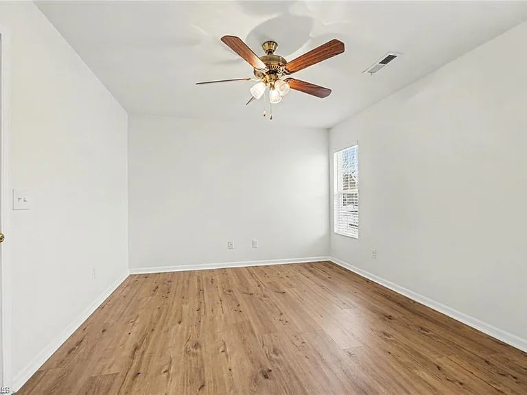 166 Larck Crest Ln — Photo 10