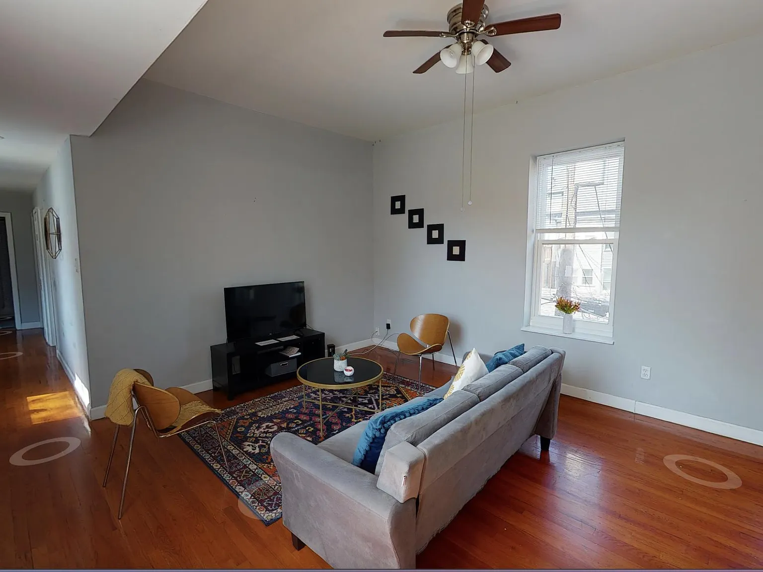 2 bed, 1000 sqft, $1,362 — Photo 4