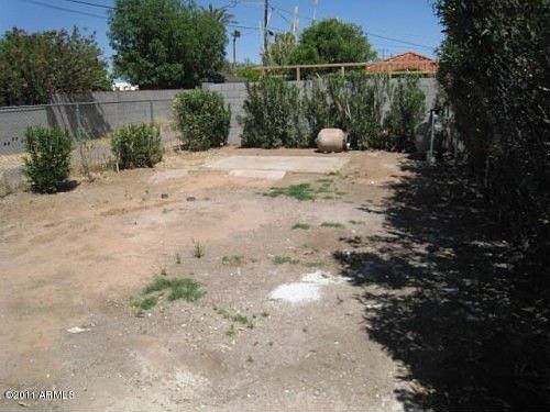 5th image of 1546 W Earll Dr
