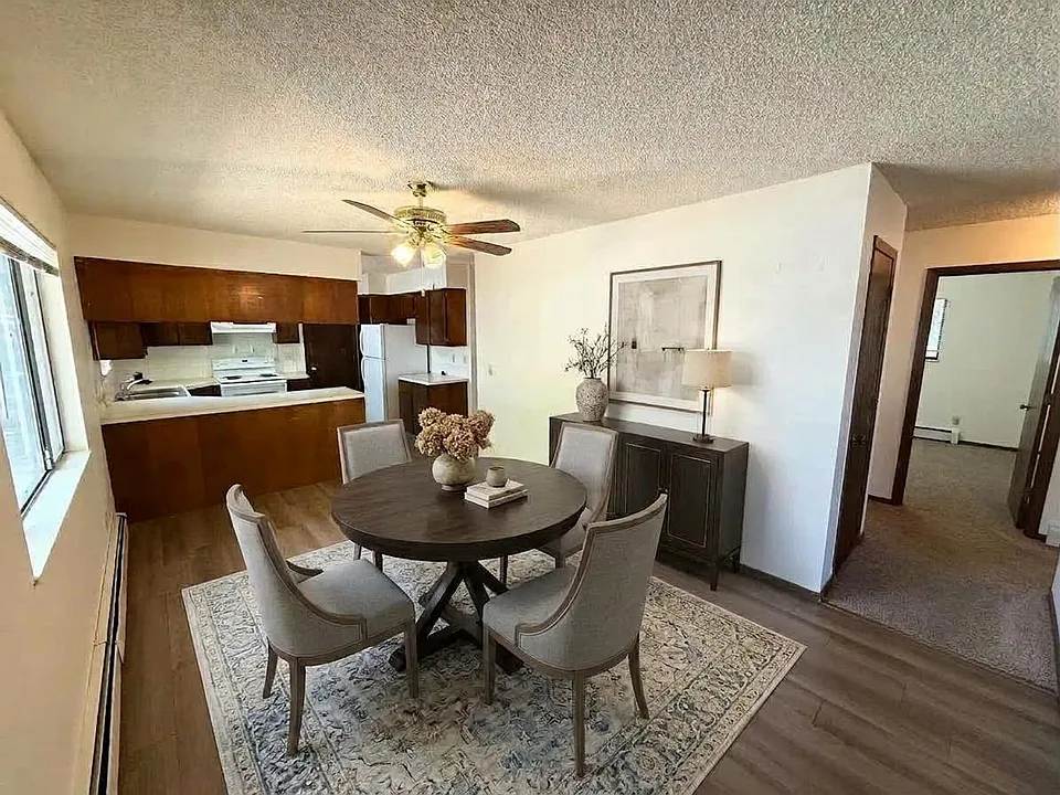1633 Elizabeth Ct