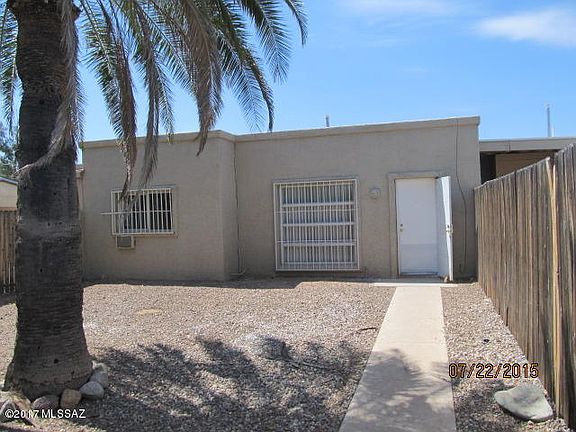 2nd image of 444 E Blacklidge Dr