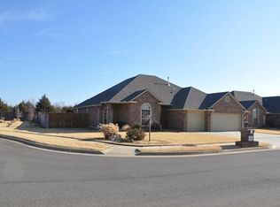 4216 Spindle Ridge Dr, Yukon, OK 73099
