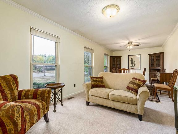 5th image of 782 Pointview Dr