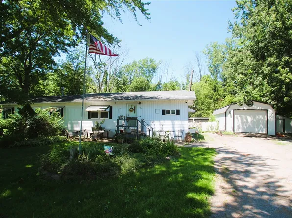 2634 Kendall Rd, Holley, NY 14470