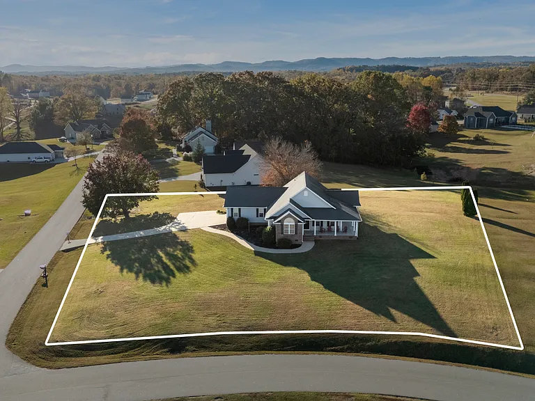 1613 Banchory Cir — Photo 4