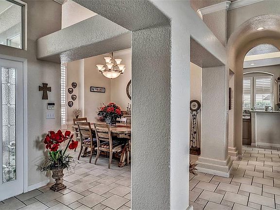 5th image of 1385 Diamond Gate Pl