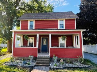 705 E 2nd St, Reynolds, IN 47980