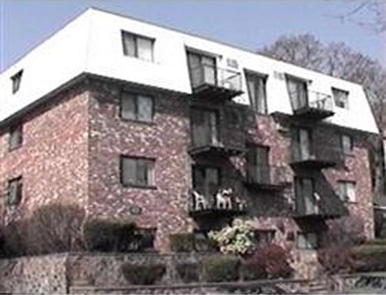 1st image of 458-460 Eastern Ave #3